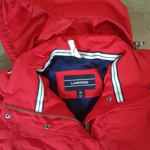 Landsend Red Spring/Fall - Picture 4 of 4